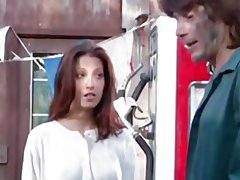 Motorist iżolati tinnegozja pussy għal tiswijiet